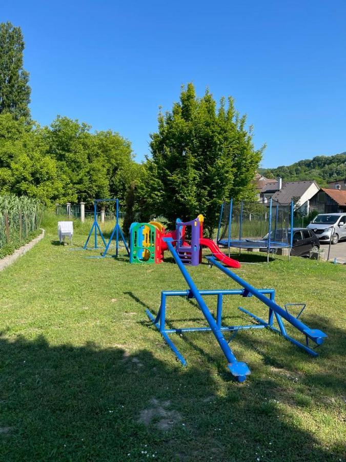 Apartman Lukic Banja Koviljača Buitenkant foto